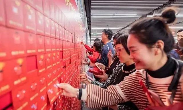 惟有這一些抓人眼球的室外廣告才配叫創(chuàng)意！標(biāo)識(shí)主也滿意4